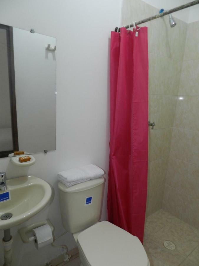 San Bosco Hostal Кали Екстериор снимка