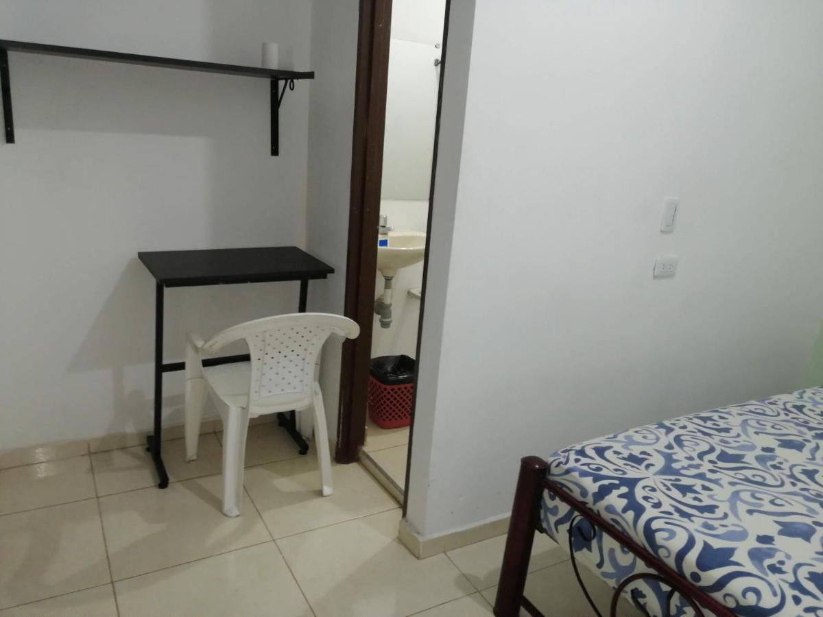 San Bosco Hostal Кали Екстериор снимка
